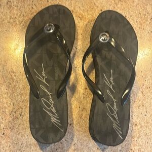 Michael Kor Sandals Size9